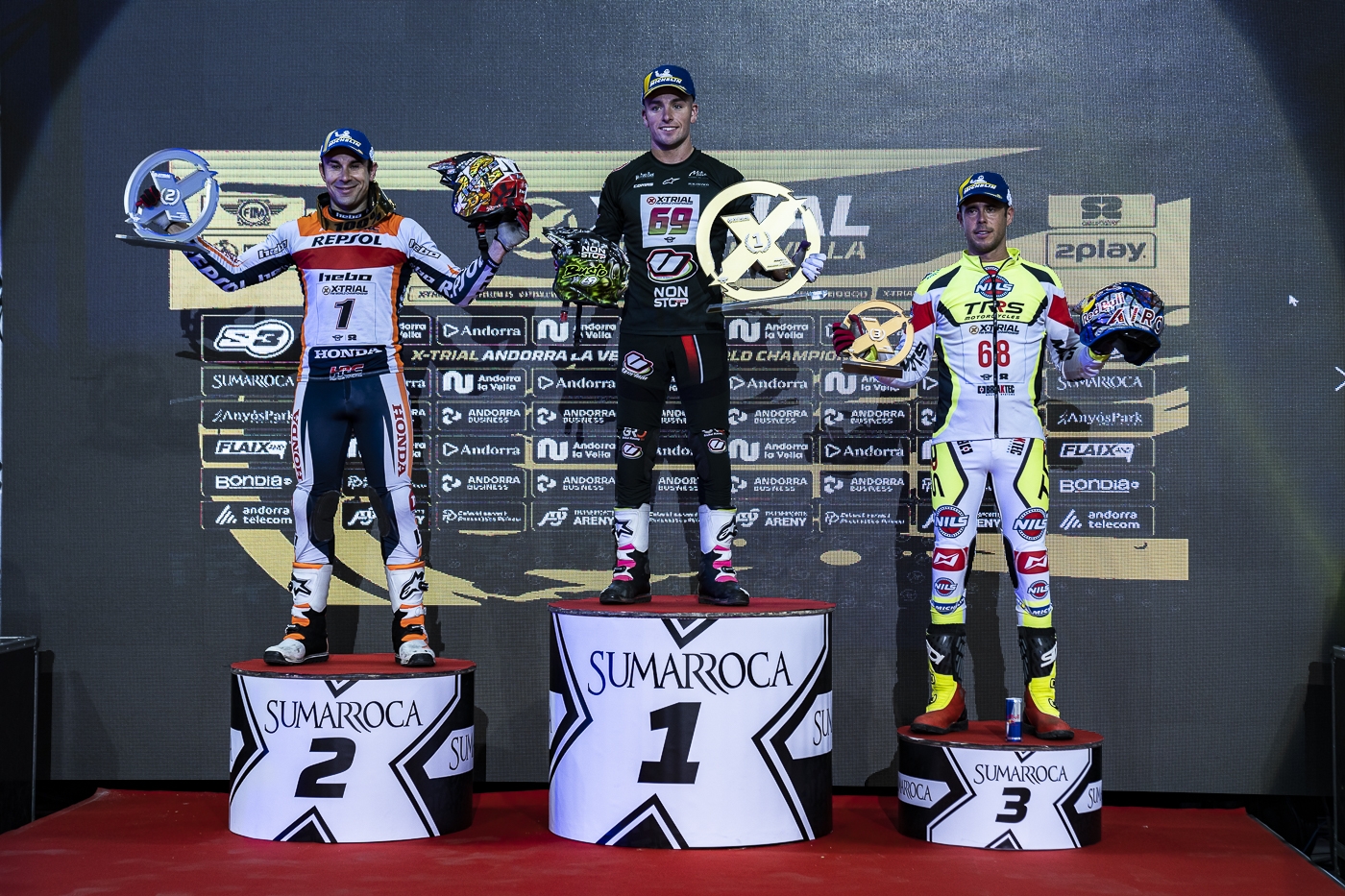 Jaime Busto cierra la temporada ganando un espectacular X-Trial de Andorra la Vella